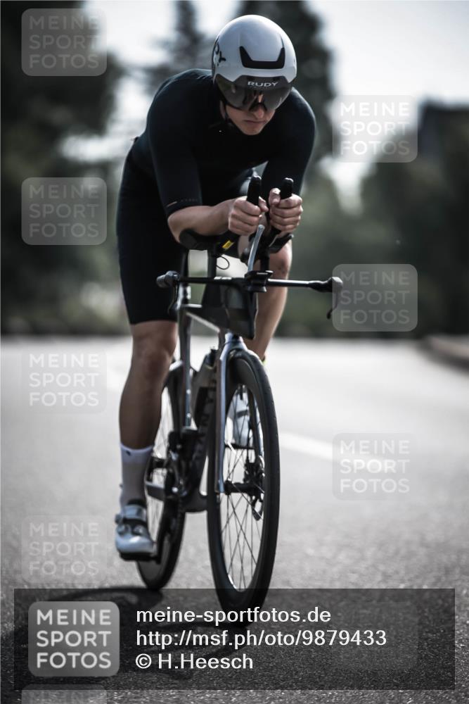 21.06.2026 - 29. Vierlanden-Triathlon H.Heesch http://msf.ph/oto/9879433 21.06.2026 09:11:36 Radfahren 77, 140 meine-sportfotos.de