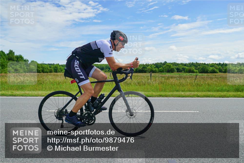 21.06.2026 - Viking Triathlon Michael Burmester http://msf.ph/oto/9879476 21.06.2026 12:32:37 Radfahren 265, 301, 331, 447, 454, 462, 532, 559, 626, 659 meine-sportfotos.de