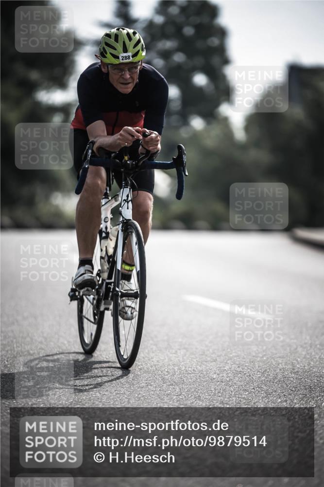 21.06.2026 - 29. Vierlanden-Triathlon H.Heesch http://msf.ph/oto/9879514 21.06.2026 09:11:58 Radfahren 261, 288 meine-sportfotos.de