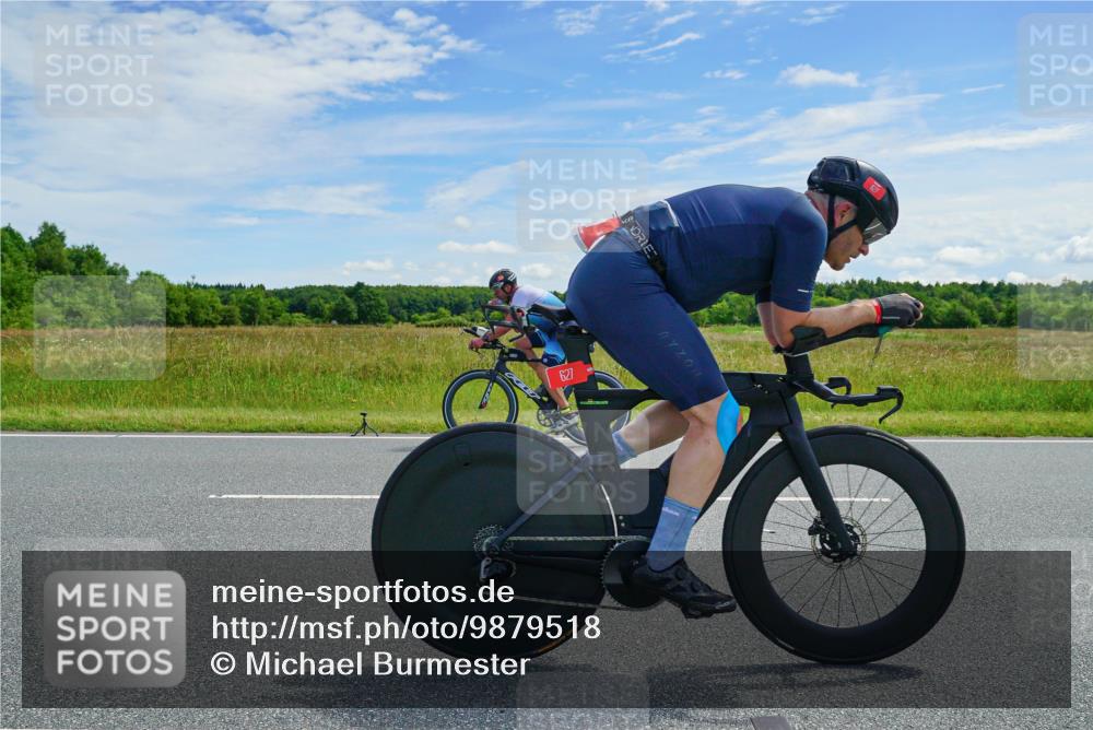 21.06.2026 - Viking Triathlon Michael Burmester http://msf.ph/oto/9879518 21.06.2026 12:32:55 Radfahren 93, 97, 114, 116, 237, 247, 265, 289, 447, 450, 454, 579 meine-sportfotos.de