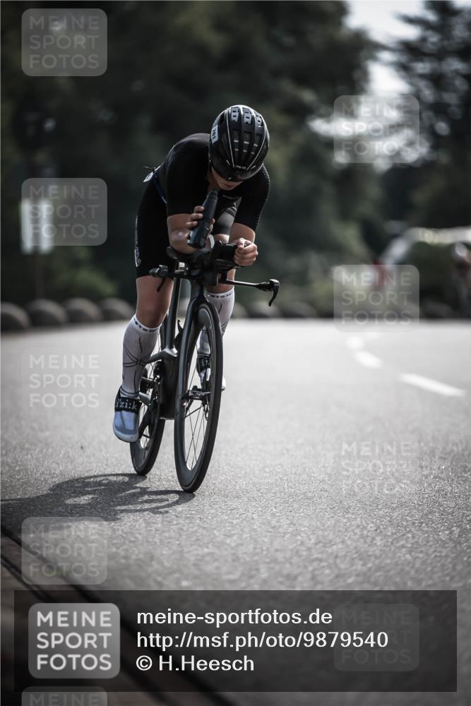 21.06.2026 - 29. Vierlanden-Triathlon H.Heesch http://msf.ph/oto/9879540 21.06.2026 09:12:01 Radfahren 241, 261, 288 meine-sportfotos.de