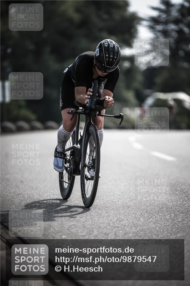 21.06.2026 - 29. Vierlanden-Triathlon H.Heesch http://msf.ph/oto/9879547 21.06.2026 09:12:01 Radfahren 241, 261, 288 meine-sportfotos.de