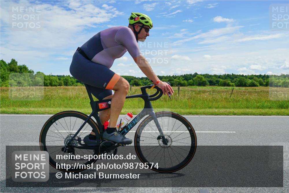 21.06.2026 - Viking Triathlon Michael Burmester http://msf.ph/oto/9879574 21.06.2026 12:33:27 Radfahren 24, 85, 88, 122, 167, 274, 287, 403, 492, 497, 528, 622, 642, 642, 664 meine-sportfotos.de