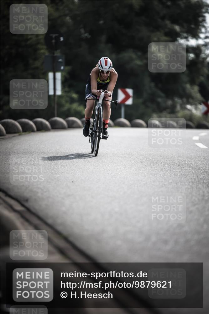 21.06.2026 - 29. Vierlanden-Triathlon H.Heesch http://msf.ph/oto/9879621 21.06.2026 09:12:07 Radfahren 241 meine-sportfotos.de