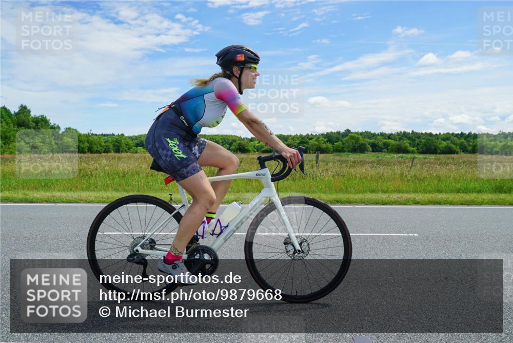 21.06.2026 - Viking Triathlon Michael Burmester http://msf.ph/oto/9879668 21.06.2026 12:34:35 Radfahren 28, 49, 197, 248, 304, 360, 389, 571, 653 meine-sportfotos.de