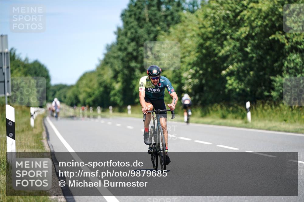 21.06.2026 - Viking Triathlon Michael Burmester http://msf.ph/oto/9879685 21.06.2026 13:15:48 Radfahren 139, 276, 401 meine-sportfotos.de