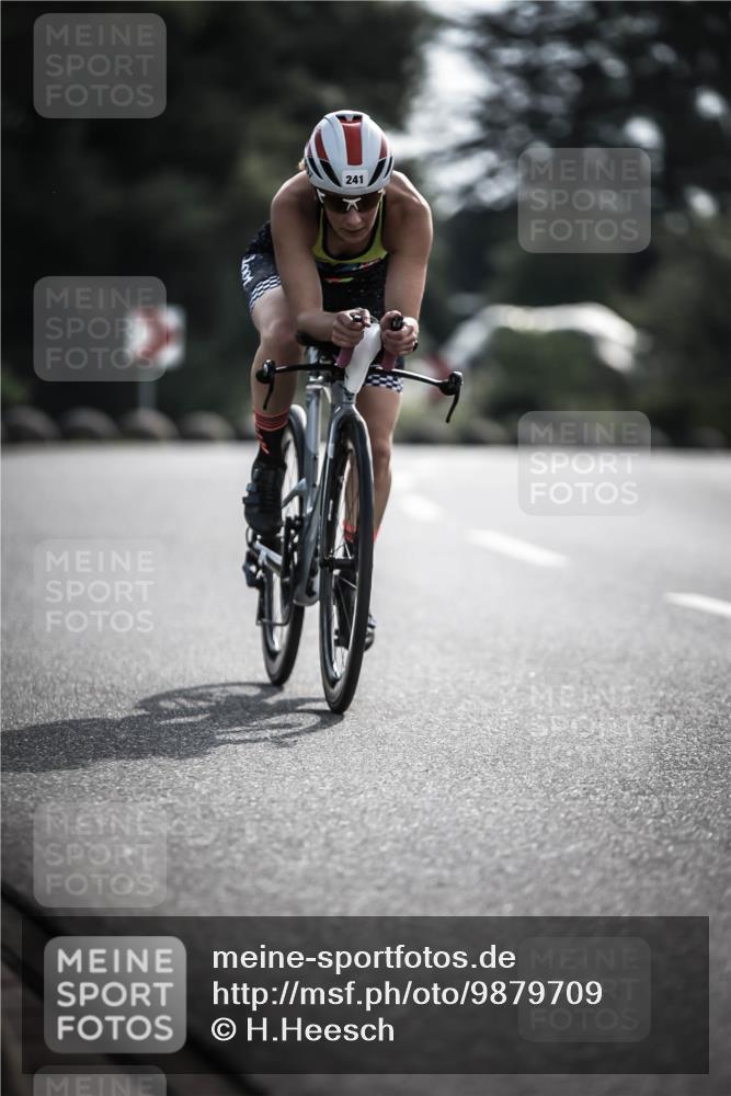 21.06.2026 - 29. Vierlanden-Triathlon H.Heesch http://msf.ph/oto/9879709 21.06.2026 09:12:08 Radfahren 116, 241 meine-sportfotos.de