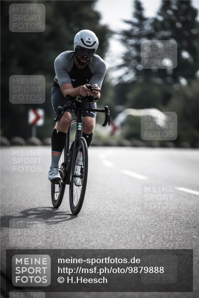 21.06.2026 - 29. Vierlanden-Triathlon H.Heesch http://msf.ph/oto/9879888 21.06.2026 09:12:26 Radfahren 9, 23, 57 meine-sportfotos.de