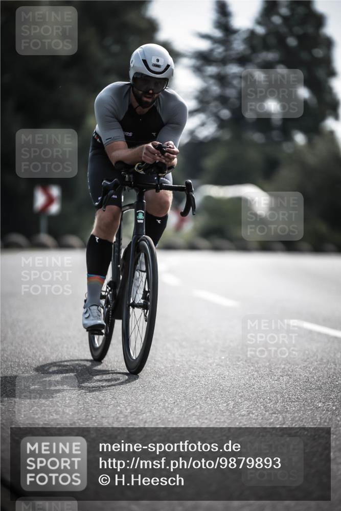 21.06.2026 - 29. Vierlanden-Triathlon H.Heesch http://msf.ph/oto/9879893 21.06.2026 09:12:26 Radfahren 9, 23, 57 meine-sportfotos.de