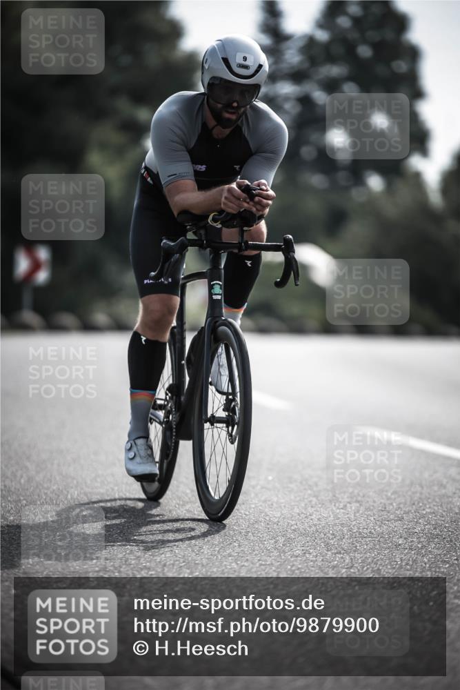 21.06.2026 - 29. Vierlanden-Triathlon H.Heesch http://msf.ph/oto/9879900 21.06.2026 09:12:26 Radfahren 9, 23, 57 meine-sportfotos.de