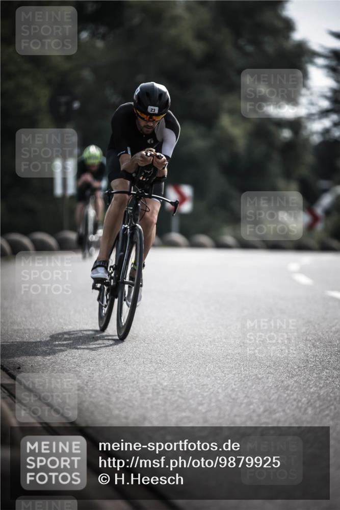 21.06.2026 - 29. Vierlanden-Triathlon H.Heesch http://msf.ph/oto/9879925 21.06.2026 09:12:33 Radfahren 23, 57, 111 meine-sportfotos.de