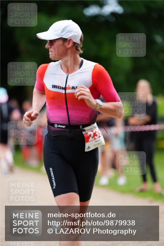 21.06.2026 - 29. Vierlanden-Triathlon LAZAROV Photography http://msf.ph/oto/9879938 21.06.2026 12:15:09 Laufen 7001, 1, 400, 10 meine-sportfotos.de