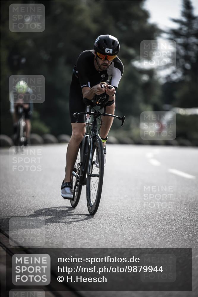 21.06.2026 - 29. Vierlanden-Triathlon H.Heesch http://msf.ph/oto/9879944 21.06.2026 09:12:33 Radfahren 23, 57, 111 meine-sportfotos.de