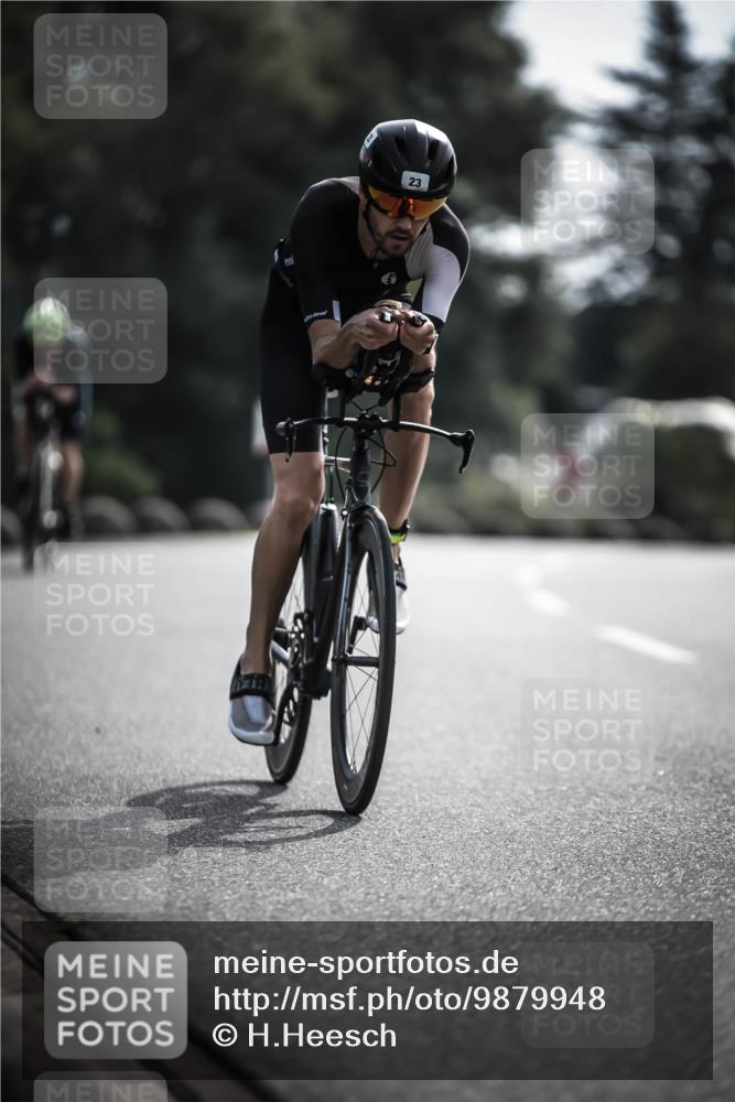 21.06.2026 - 29. Vierlanden-Triathlon H.Heesch http://msf.ph/oto/9879948 21.06.2026 09:12:33 Radfahren 23, 57, 111 meine-sportfotos.de