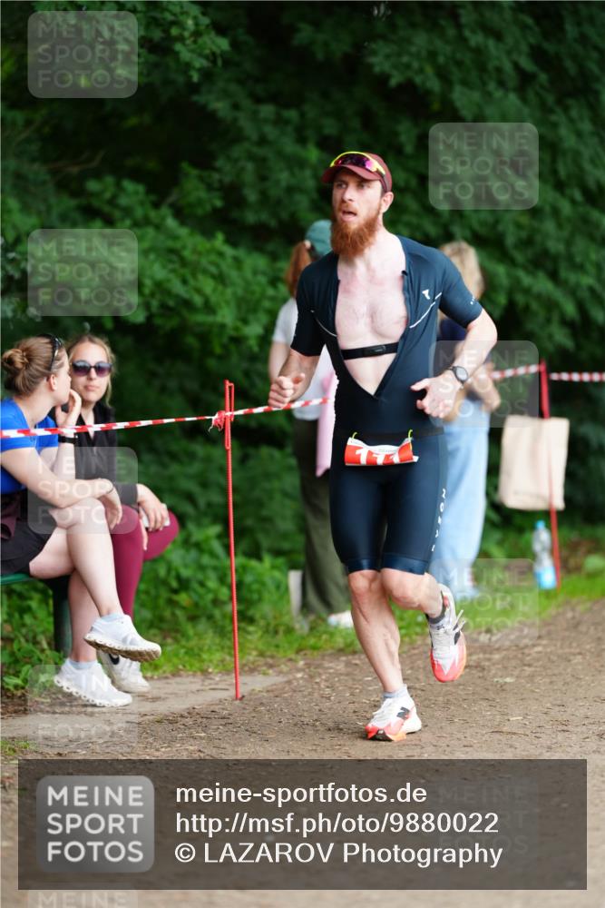 21.06.2026 - 29. Vierlanden-Triathlon LAZAROV Photography http://msf.ph/oto/9880022 21.06.2026 12:15:56 Laufen  meine-sportfotos.de