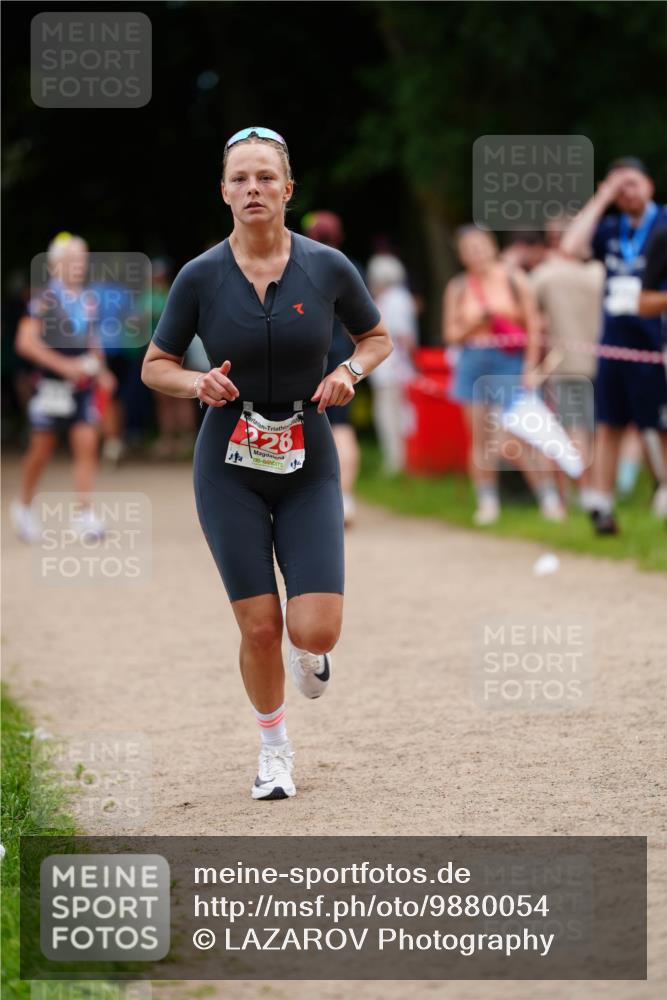 21.06.2026 - 29. Vierlanden-Triathlon LAZAROV Photography http://msf.ph/oto/9880054 21.06.2026 12:16:04 Laufen 228, 14 meine-sportfotos.de