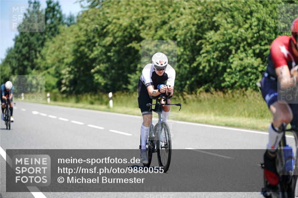 21.06.2026 - Viking Triathlon Michael Burmester http://msf.ph/oto/9880055 21.06.2026 13:18:29 Radfahren 24, 97, 344 meine-sportfotos.de