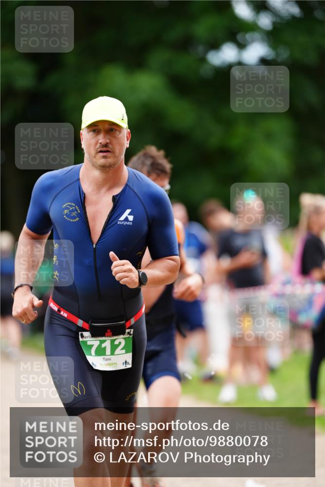 21.06.2026 - 29. Vierlanden-Triathlon LAZAROV Photography http://msf.ph/oto/9880078 21.06.2026 12:16:13 Laufen 712 meine-sportfotos.de