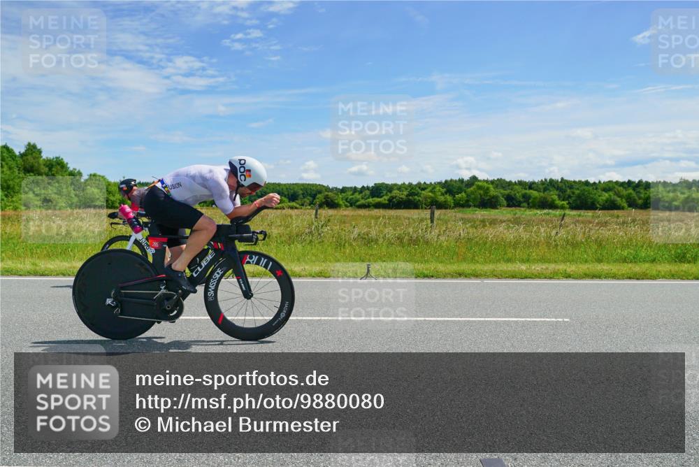 21.06.2026 - Viking Triathlon Michael Burmester http://msf.ph/oto/9880080 21.06.2026 12:40:53 Radfahren 40, 200, 213, 285, 332, 345, 404, 466, 515, 568, 604 meine-sportfotos.de