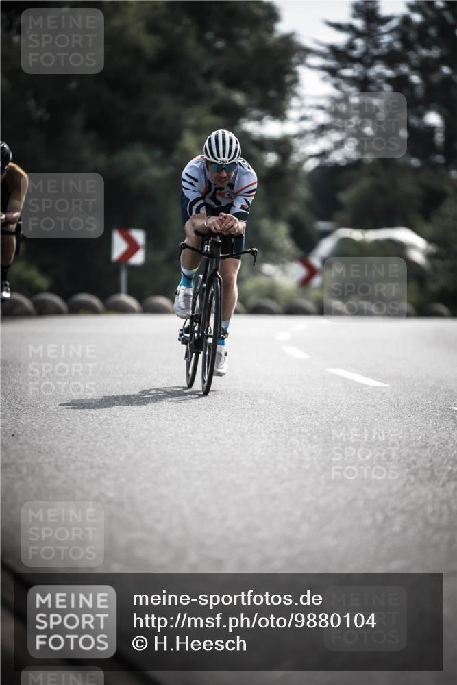 21.06.2026 - 29. Vierlanden-Triathlon H.Heesch http://msf.ph/oto/9880104 21.06.2026 09:12:43 Radfahren 13, 15, 45, 132, 290 meine-sportfotos.de