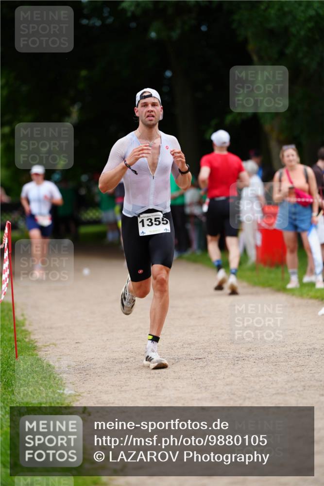 21.06.2026 - 29. Vierlanden-Triathlon LAZAROV Photography http://msf.ph/oto/9880105 21.06.2026 12:16:25 Laufen 1355 meine-sportfotos.de