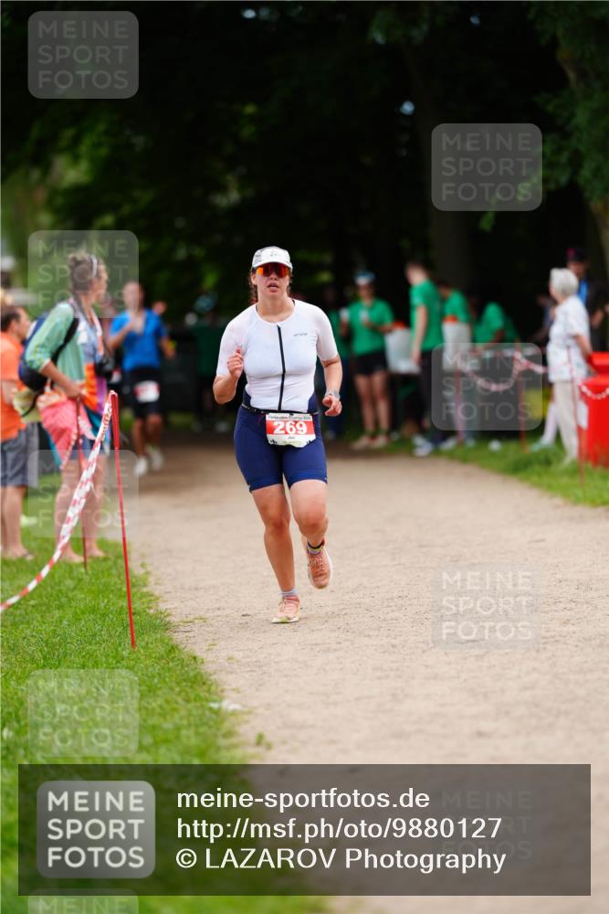 21.06.2026 - 29. Vierlanden-Triathlon LAZAROV Photography http://msf.ph/oto/9880127 21.06.2026 12:16:29 Laufen 269 meine-sportfotos.de