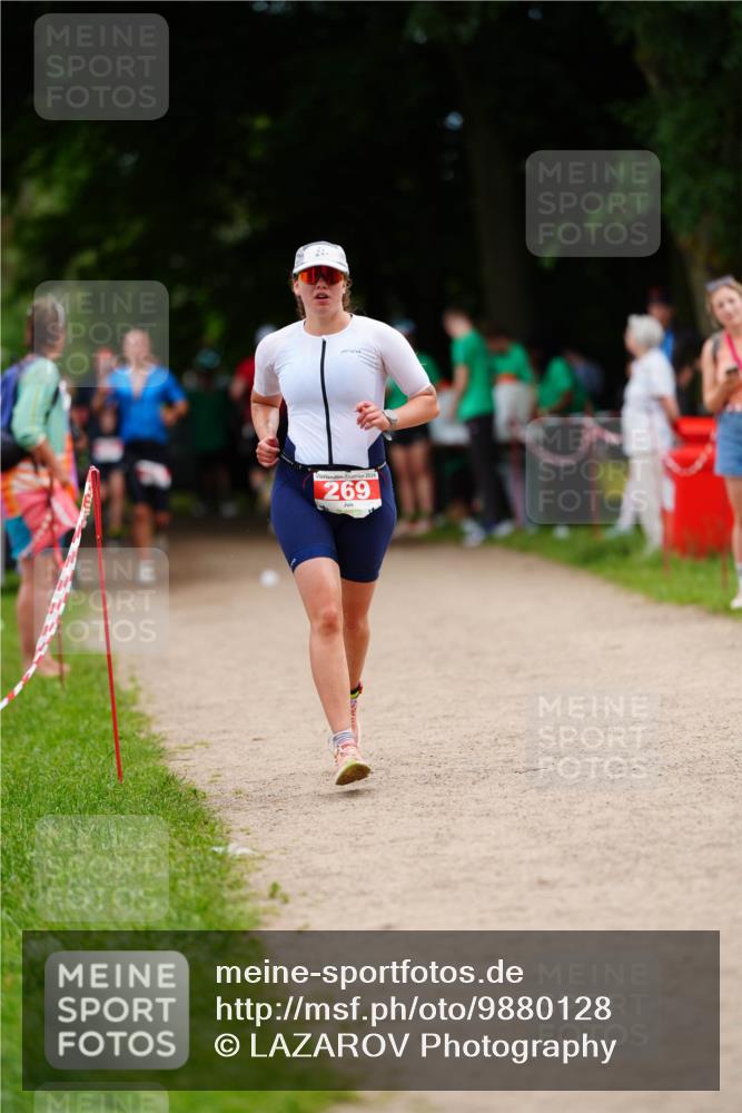 21.06.2026 - 29. Vierlanden-Triathlon LAZAROV Photography http://msf.ph/oto/9880128 21.06.2026 12:16:30 Laufen 269 meine-sportfotos.de