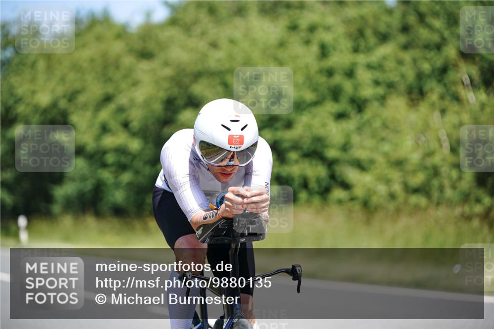 21.06.2026 - Viking Triathlon Michael Burmester http://msf.ph/oto/9880135 21.06.2026 13:18:43 Radfahren 305, 344, 463 meine-sportfotos.de