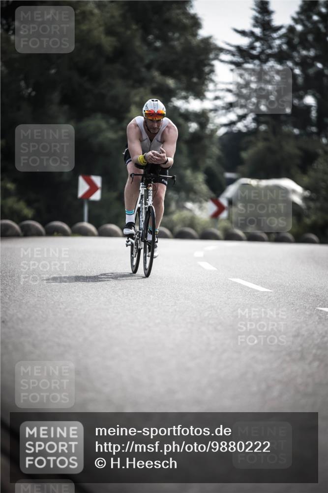 21.06.2026 - 29. Vierlanden-Triathlon H.Heesch http://msf.ph/oto/9880222 21.06.2026 09:12:55 Radfahren 20, 129, 137 meine-sportfotos.de