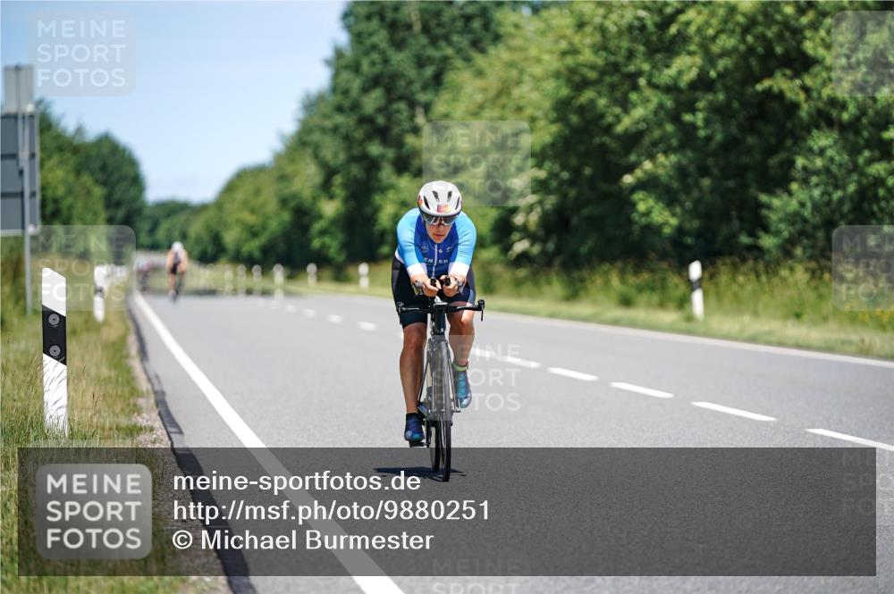 21.06.2026 - Viking Triathlon Michael Burmester http://msf.ph/oto/9880251 21.06.2026 13:19:11 Radfahren 39, 326 meine-sportfotos.de