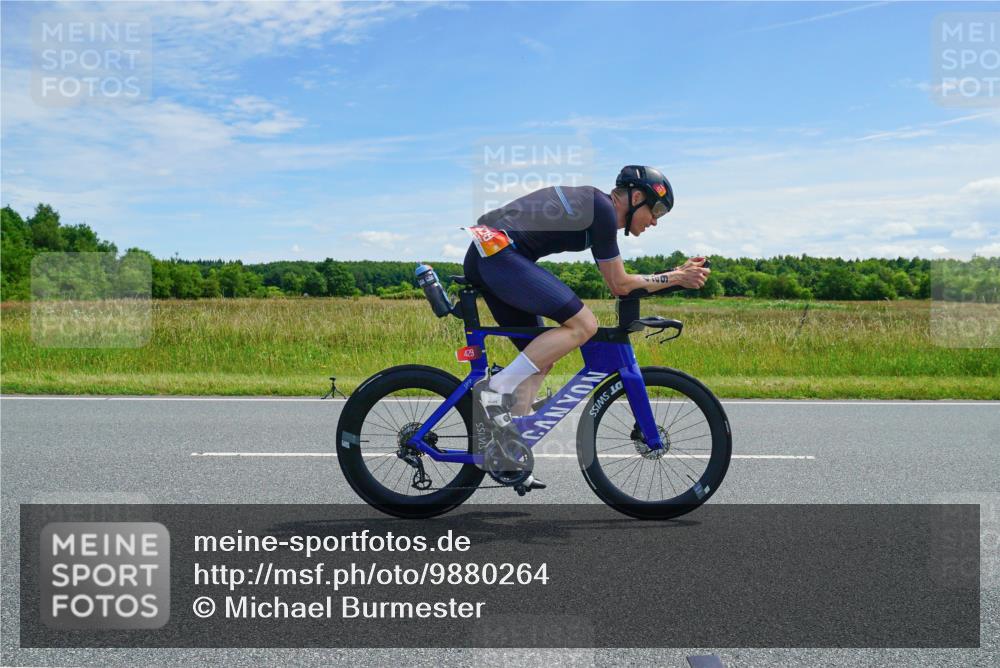 21.06.2026 - Viking Triathlon Michael Burmester http://msf.ph/oto/9880264 21.06.2026 12:43:33 Radfahren 41, 51, 86, 202, 223, 243, 374, 388, 429, 509, 563, 602, 605, 645, 668, 670 meine-sportfotos.de