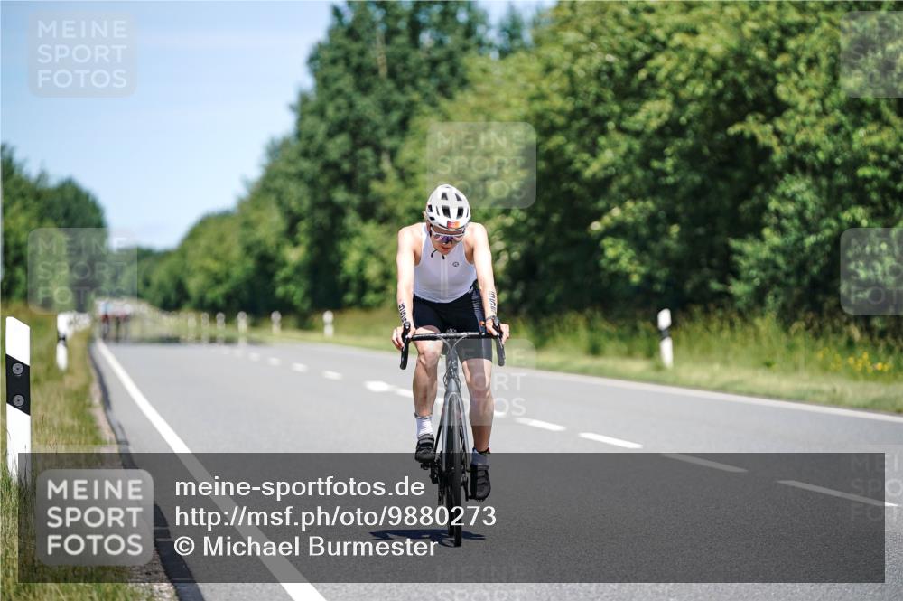 21.06.2026 - Viking Triathlon Michael Burmester http://msf.ph/oto/9880273 21.06.2026 13:19:24 Radfahren  meine-sportfotos.de