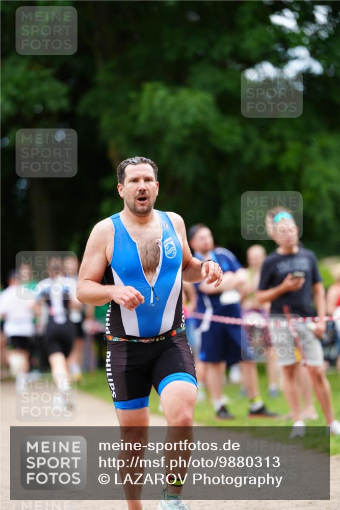 21.06.2026 - 29. Vierlanden-Triathlon LAZAROV Photography http://msf.ph/oto/9880313 21.06.2026 12:17:35 Laufen  meine-sportfotos.de