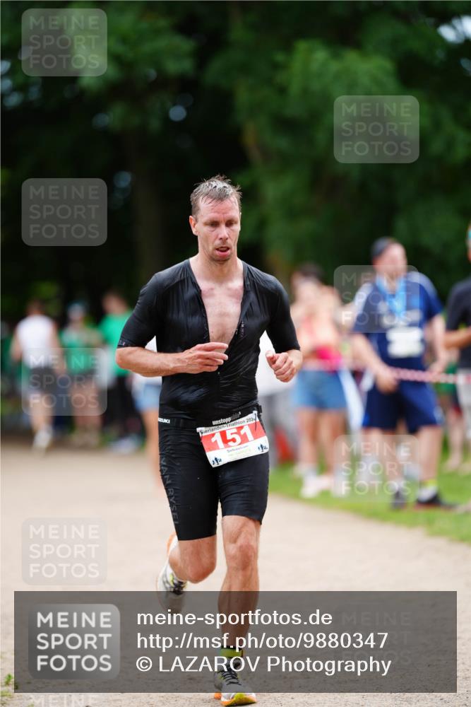 21.06.2026 - 29. Vierlanden-Triathlon LAZAROV Photography http://msf.ph/oto/9880347 21.06.2026 12:17:48 Laufen 151 meine-sportfotos.de