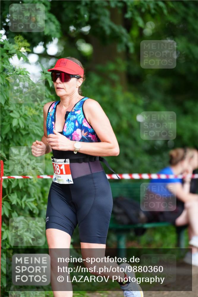 21.06.2026 - 29. Vierlanden-Triathlon LAZAROV Photography http://msf.ph/oto/9880360 21.06.2026 12:17:53 Laufen 281 meine-sportfotos.de