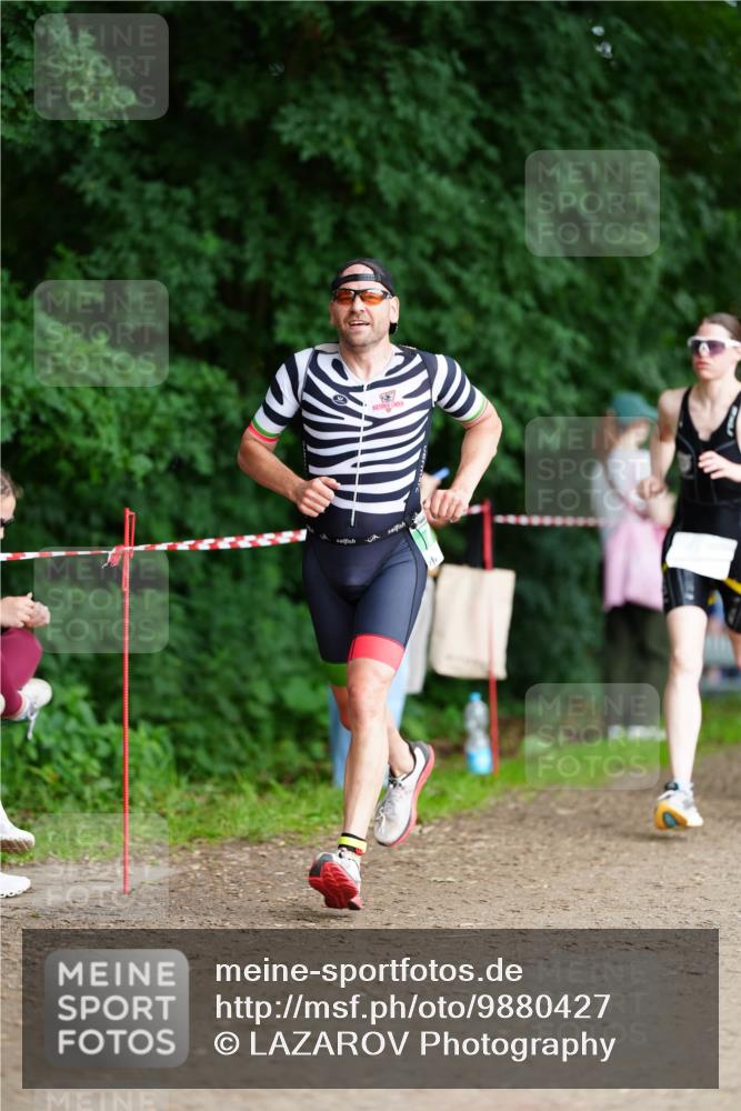 21.06.2026 - 29. Vierlanden-Triathlon LAZAROV Photography http://msf.ph/oto/9880427 21.06.2026 12:18:29 Laufen  meine-sportfotos.de