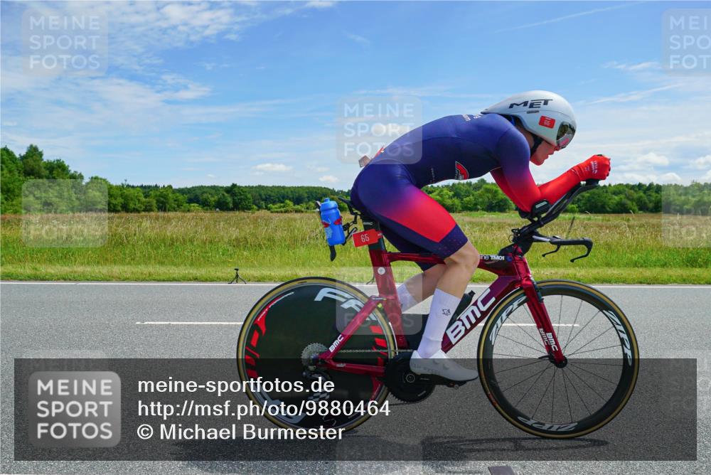 21.06.2026 - Viking Triathlon Michael Burmester http://msf.ph/oto/9880464 21.06.2026 12:45:02 Radfahren 53, 94, 164, 177, 177, 219, 239, 253, 264, 313, 358, 494, 538, 615 meine-sportfotos.de