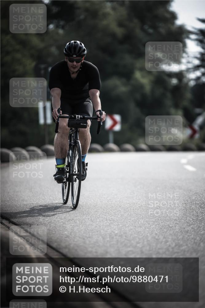 21.06.2026 - 29. Vierlanden-Triathlon H.Heesch http://msf.ph/oto/9880471 21.06.2026 09:13:14 Radfahren 19, 46, 54 meine-sportfotos.de