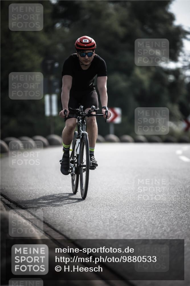 21.06.2026 - 29. Vierlanden-Triathlon H.Heesch http://msf.ph/oto/9880533 21.06.2026 09:13:17 Radfahren 19, 46, 54 meine-sportfotos.de