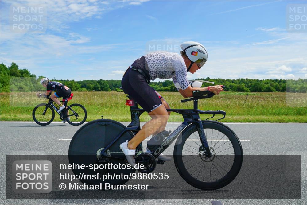 21.06.2026 - Viking Triathlon Michael Burmester http://msf.ph/oto/9880535 21.06.2026 12:45:33 Radfahren 48, 135, 173, 182, 249, 254, 254, 309 meine-sportfotos.de