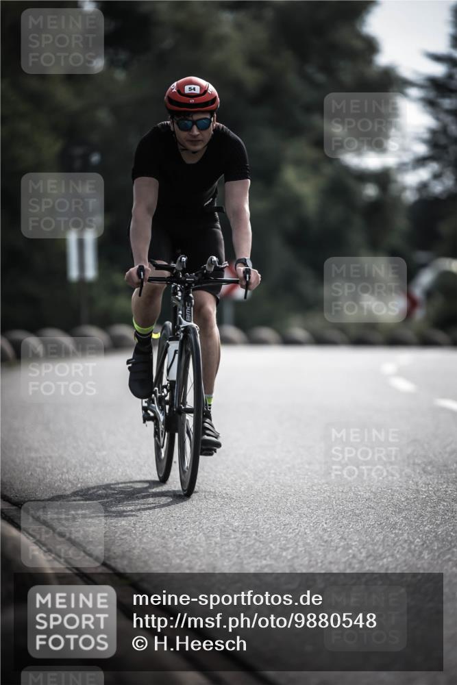21.06.2026 - 29. Vierlanden-Triathlon H.Heesch http://msf.ph/oto/9880548 21.06.2026 09:13:17 Radfahren 19, 46, 54 meine-sportfotos.de