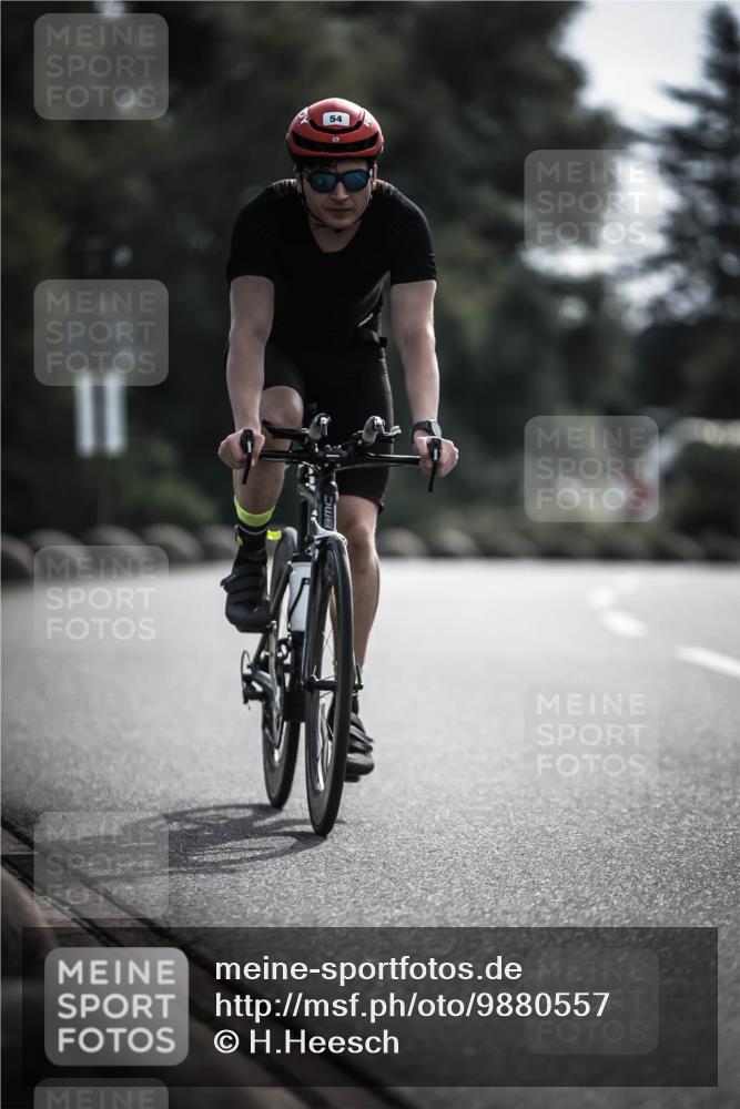 21.06.2026 - 29. Vierlanden-Triathlon H.Heesch http://msf.ph/oto/9880557 21.06.2026 09:13:18 Radfahren 19, 46, 54 meine-sportfotos.de
