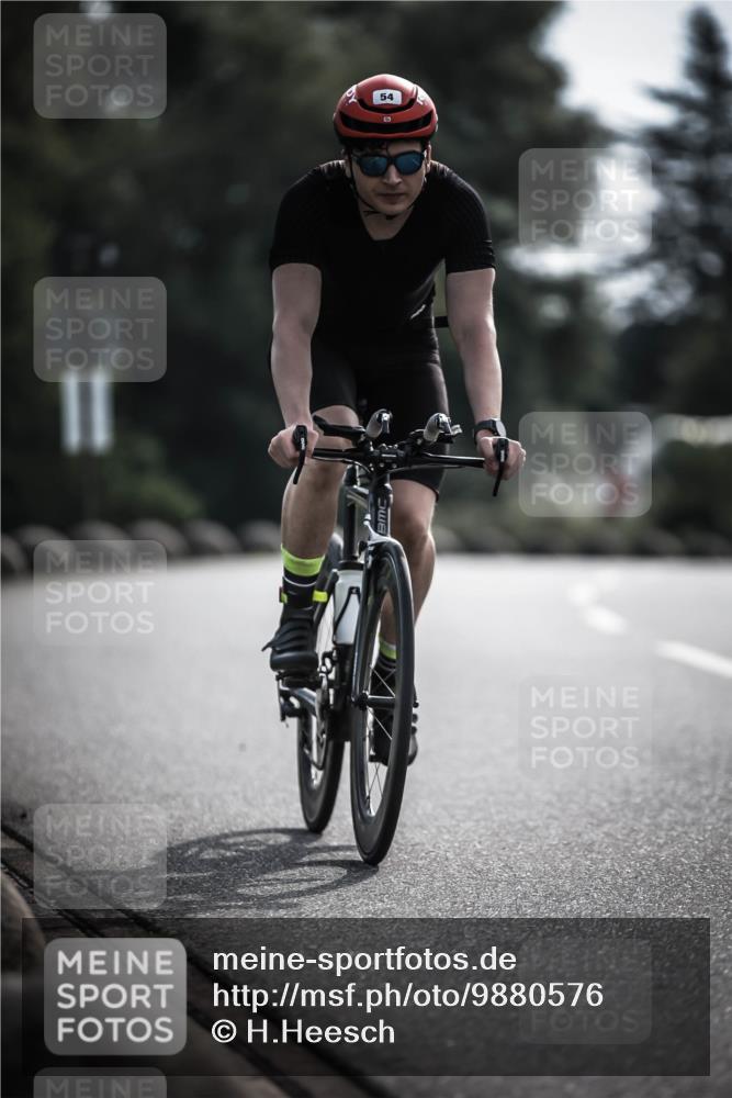 21.06.2026 - 29. Vierlanden-Triathlon H.Heesch http://msf.ph/oto/9880576 21.06.2026 09:13:18 Radfahren 19, 46, 54 meine-sportfotos.de