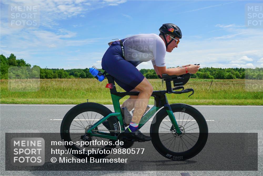 21.06.2026 - Viking Triathlon Michael Burmester http://msf.ph/oto/9880577 21.06.2026 12:46:07 Radfahren 238, 352, 352, 442, 561 meine-sportfotos.de