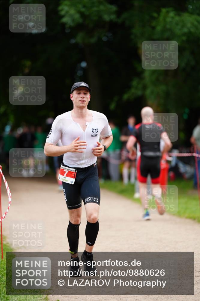 21.06.2026 - 29. Vierlanden-Triathlon LAZAROV Photography http://msf.ph/oto/9880626 21.06.2026 12:19:37 Laufen 202 meine-sportfotos.de