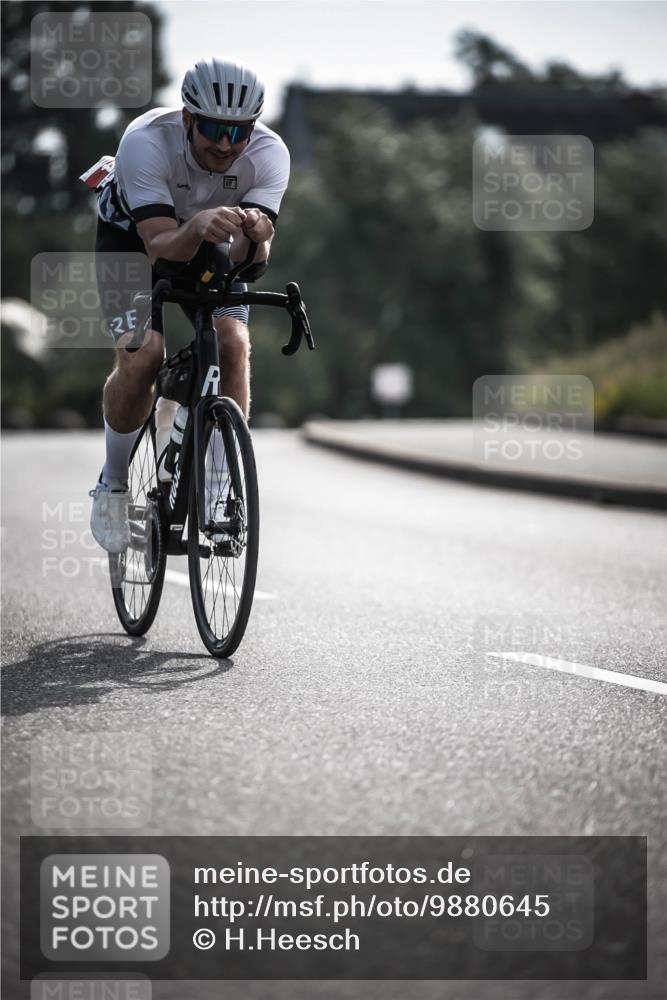 21.06.2026 - 29. Vierlanden-Triathlon H.Heesch http://msf.ph/oto/9880645 21.06.2026 09:13:30 Radfahren 74 meine-sportfotos.de