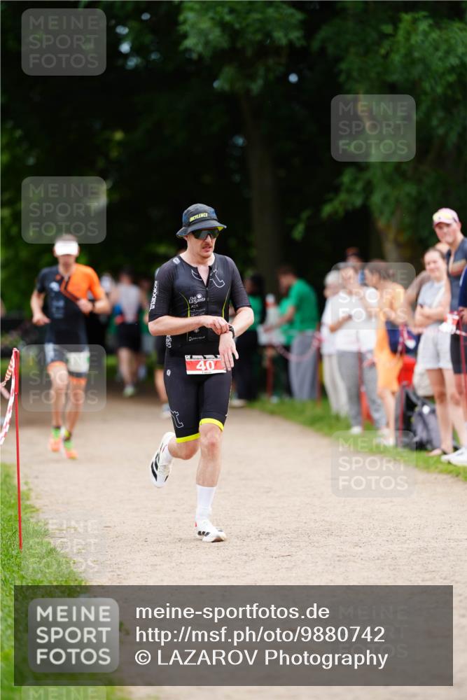 21.06.2026 - 29. Vierlanden-Triathlon LAZAROV Photography http://msf.ph/oto/9880742 21.06.2026 12:20:32 Laufen 40 meine-sportfotos.de