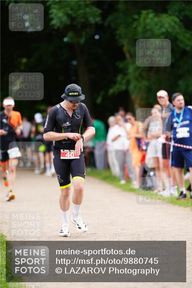 21.06.2026 - 29. Vierlanden-Triathlon LAZAROV Photography http://msf.ph/oto/9880745 21.06.2026 12:20:32 Laufen 40 meine-sportfotos.de