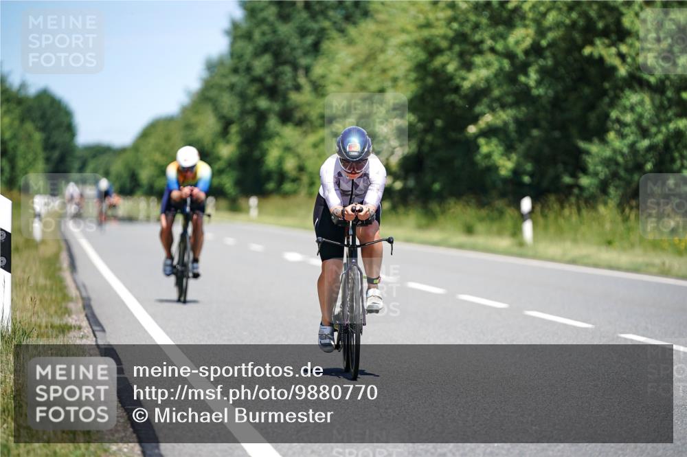 21.06.2026 - Viking Triathlon Michael Burmester http://msf.ph/oto/9880770 21.06.2026 13:24:41 Radfahren 335 meine-sportfotos.de