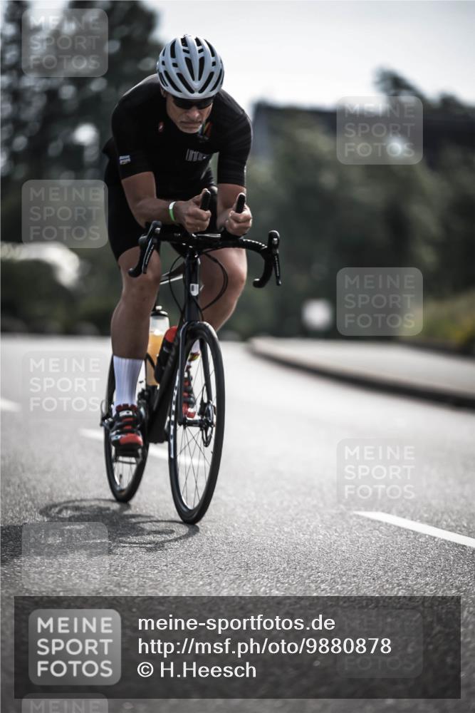 21.06.2026 - 29. Vierlanden-Triathlon H.Heesch http://msf.ph/oto/9880878 21.06.2026 09:14:06 Radfahren 193, 287 meine-sportfotos.de